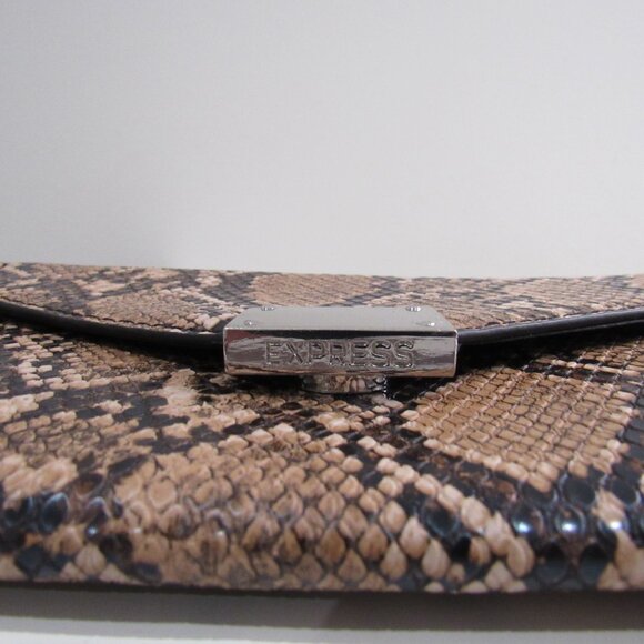 Express Brown Snake Print Clutch - Picture 3 of 4